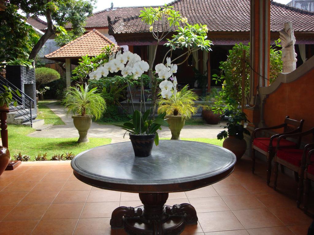 Puri Maharani Boutique Hotel Denpasar Exterior foto